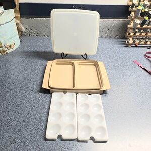Vintage Tupperware Deviled Egg Carrier in Tan, #723-3, #722-3